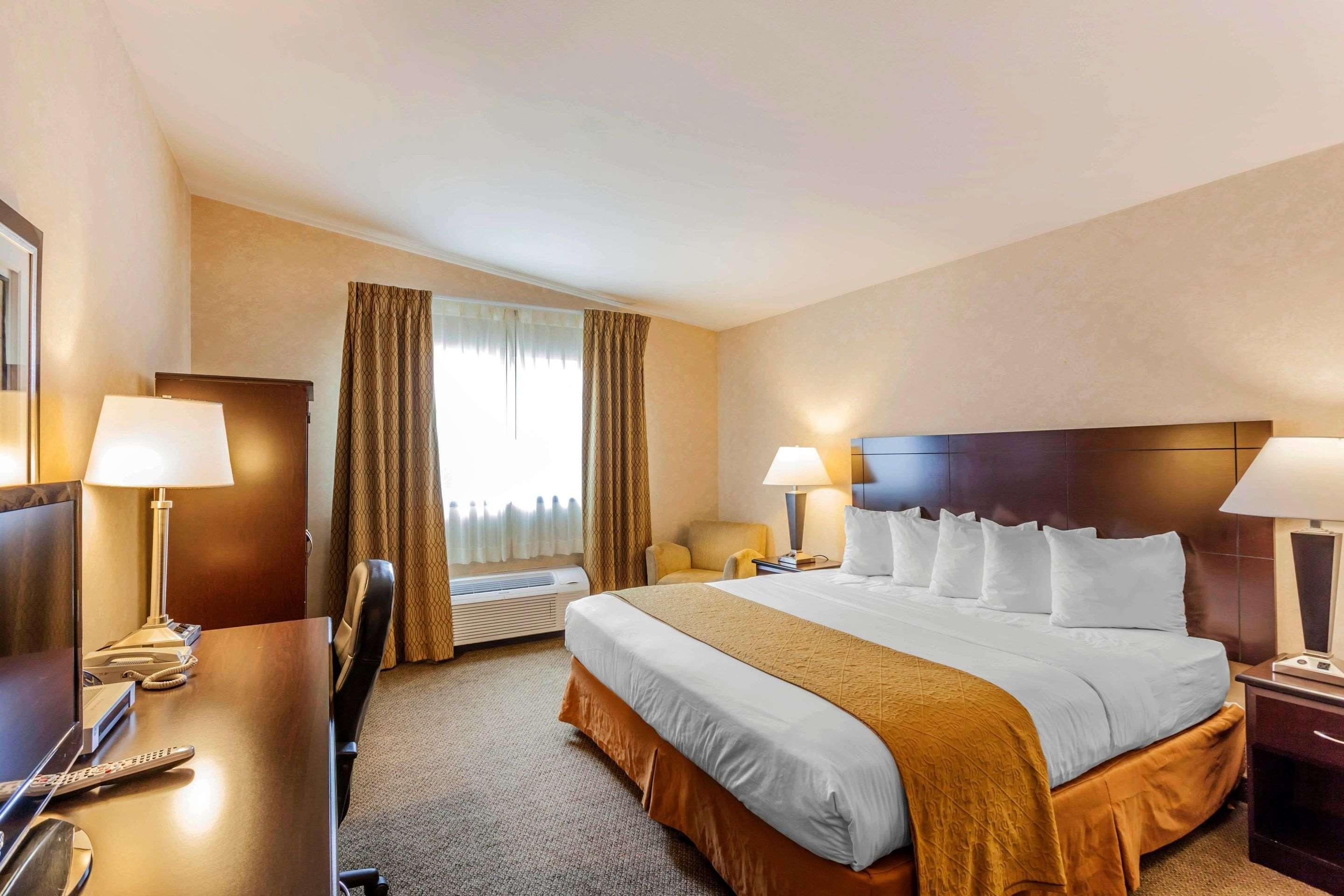 Quality Inn Арлингтон Экстерьер фото