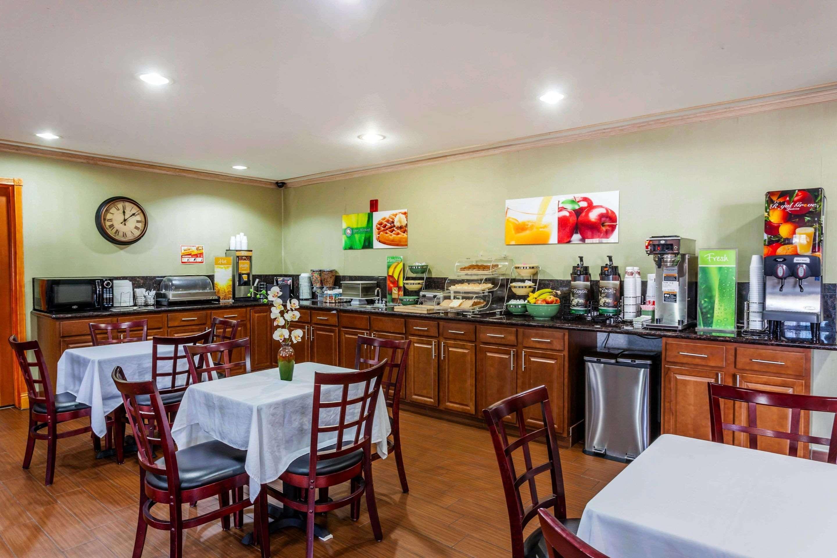 Quality Inn Арлингтон Экстерьер фото